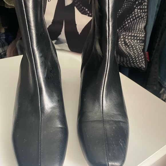 Booties - Picture 6 of 7